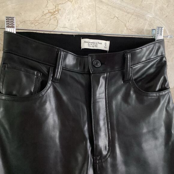 Abercrombie & Fitch Curve Love Vegan Leather 90s Straight Pants Black 27 4S - Picture 7 of 15